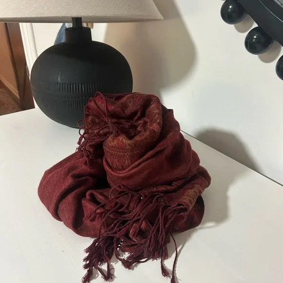 Scarves - Picture 2 of 3